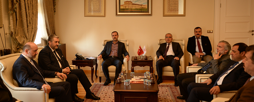 GENEL BAŞKAN KAAN: KARZ-I HASEN İLE TÜCCARIMIZIN OMUZLARINDAKİ FAİZ YÜKÜNÜ ALIYORUZ