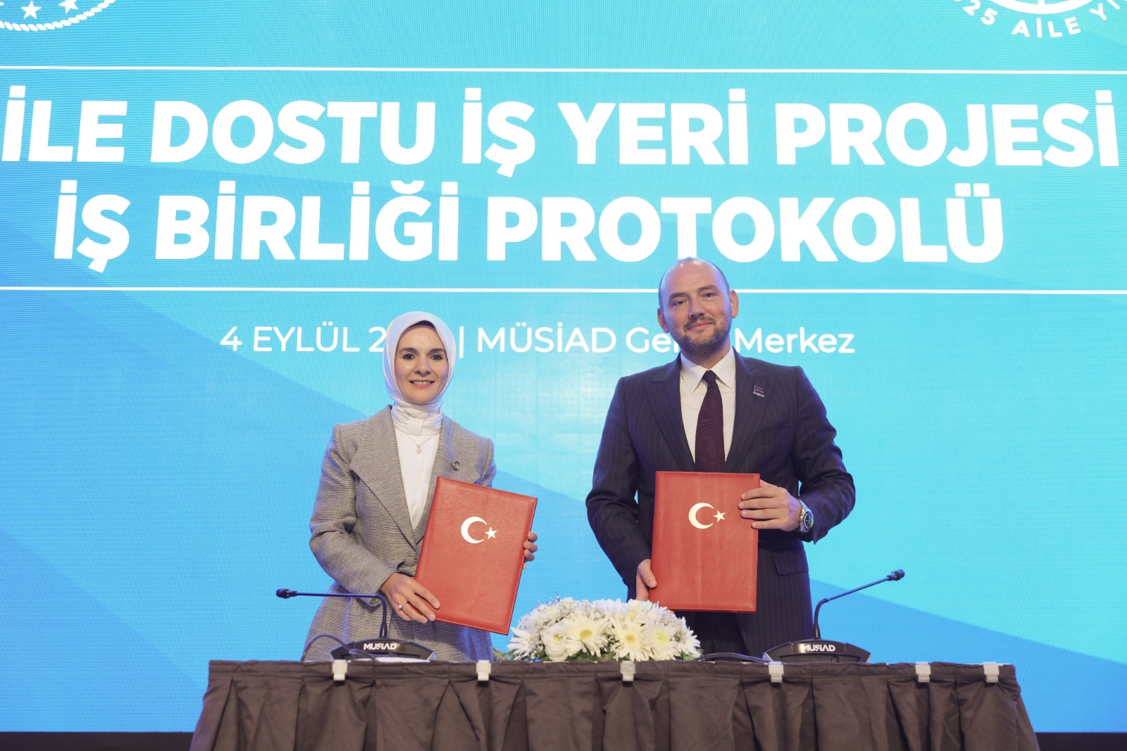 MÜSİAD VE AİLE BAKANLIĞI’NDAN TARİHİ PROTOKOL: EVLİLİK VE ÇOCUK TEŞVİKLERİ GELİYOR