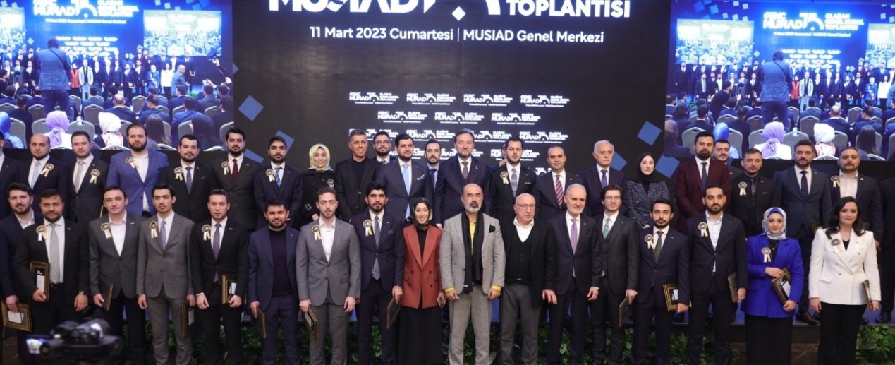 GENÇ MÜSİAD'IN 10. DÖNEM BAŞKANI CAHİT ERTEMEL OLDU