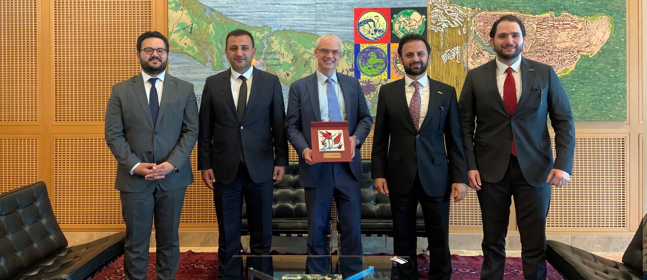 MÜSİAD HEYETİNDEN ABD BAŞKONSOLOSLUĞUNA ZİYARET
