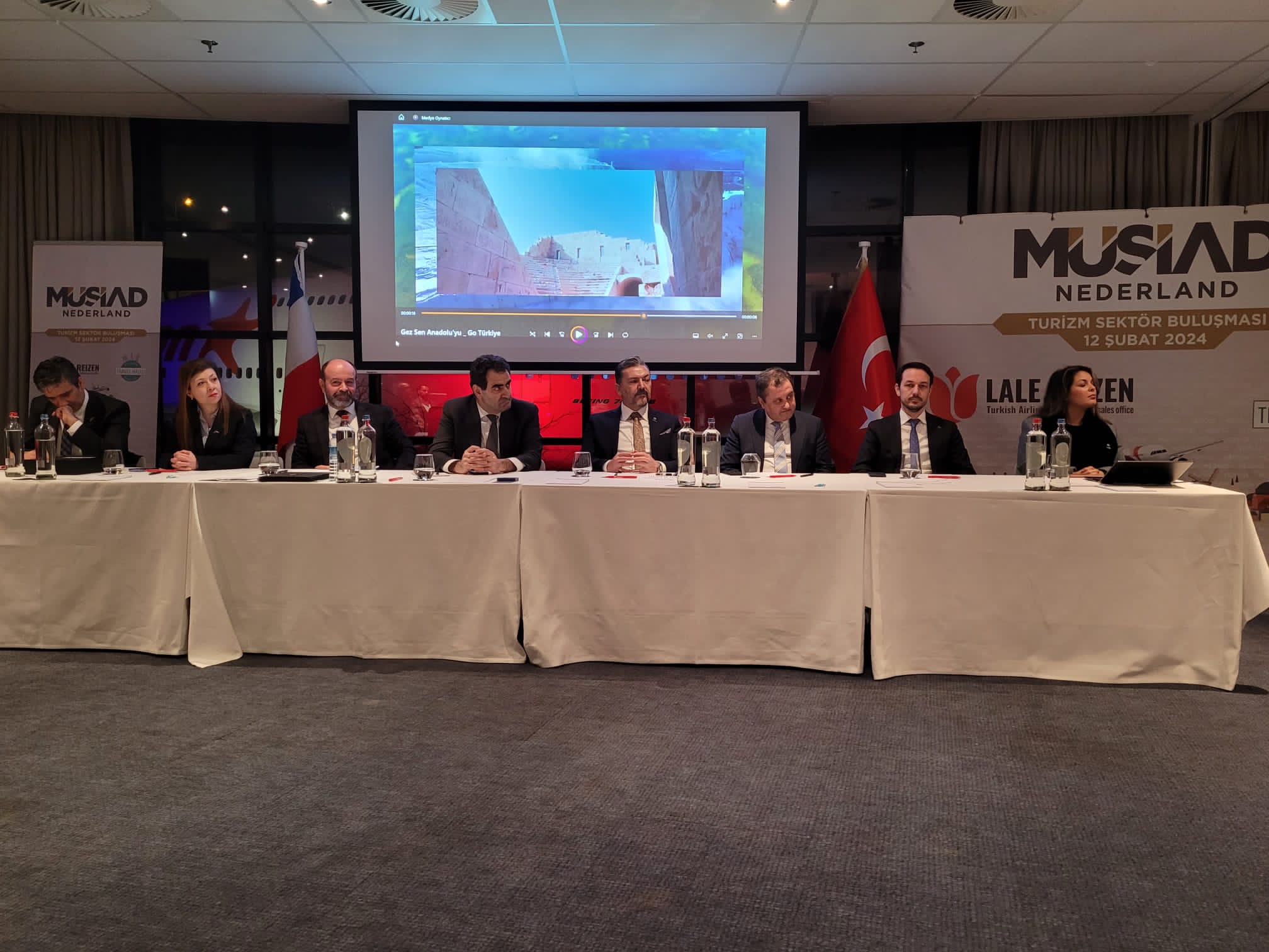 MÜSİAD TURİZM SEKTÖR KURULU HOLLANDA'DA WORKSHOP GERÇEKLEŞTİRDİ