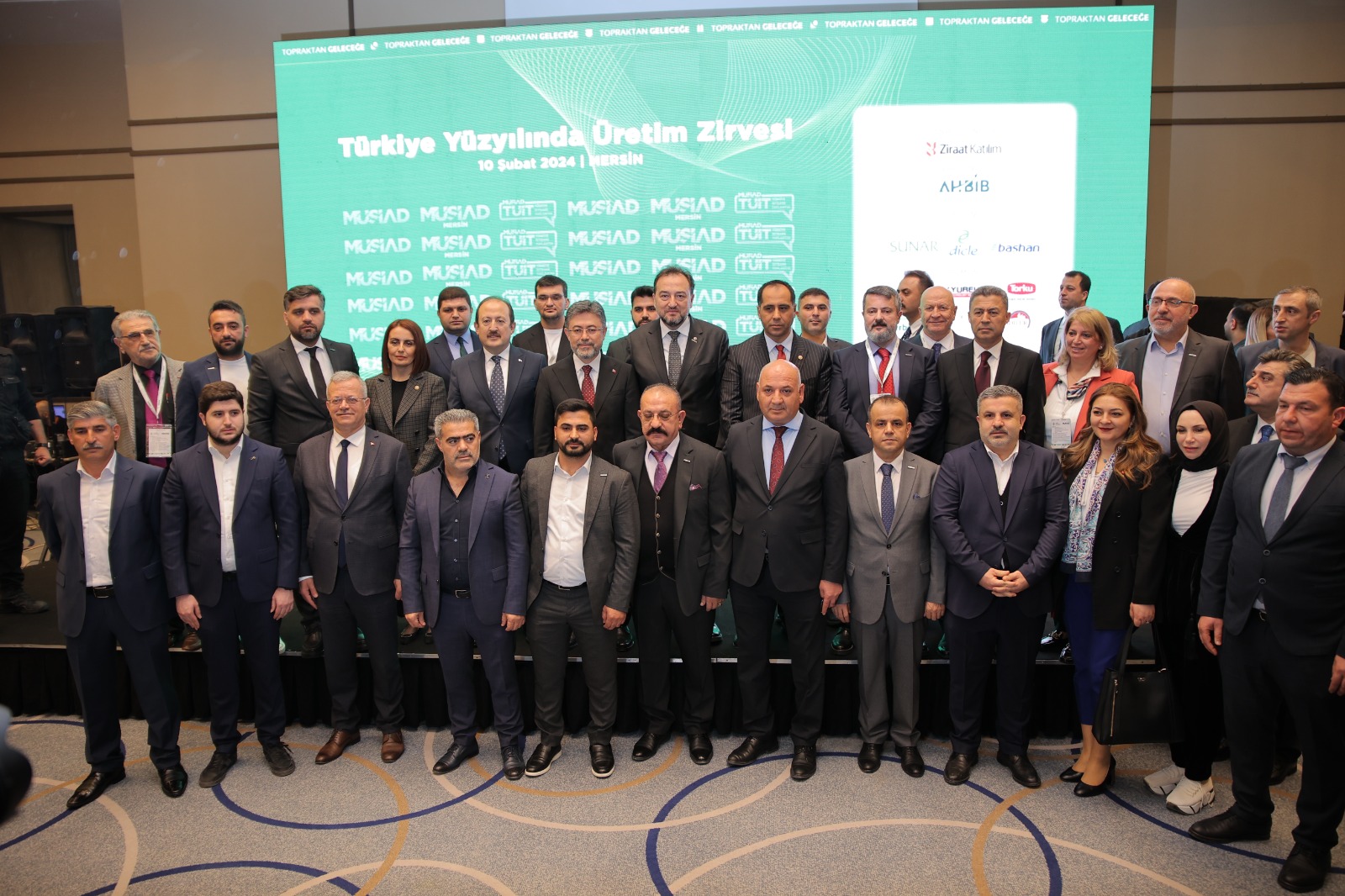TOPRAKTAN GELECEĞE TÜRKİYE YÜZYILINDA ÜRETİM ZİRVESİ MERSİN'DE GERÇEKLEŞTİ