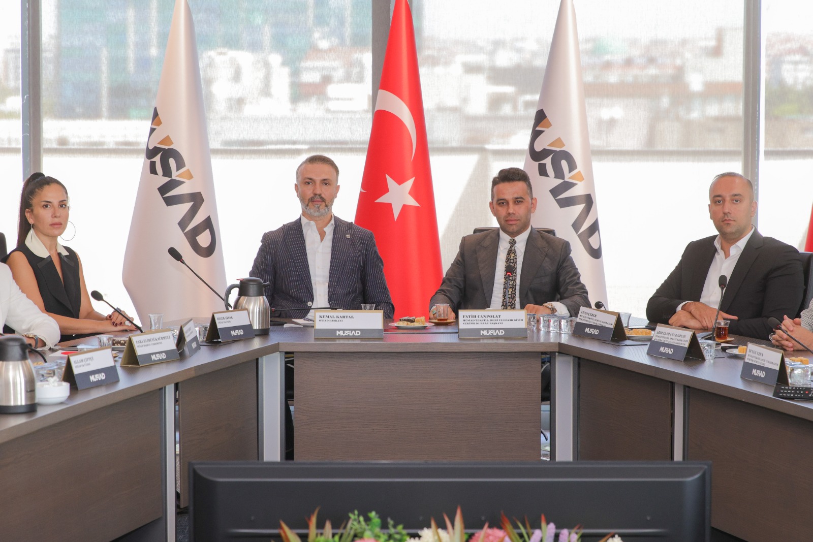 OSMANBEY SANAYİCİ VE İŞ İNSANLARI DERNEĞİ, MÜSİAD TEKSTİL, DERİ VE HAZIR GİYİM SEKTÖR KURULU'NU ZİYARET ETTİ