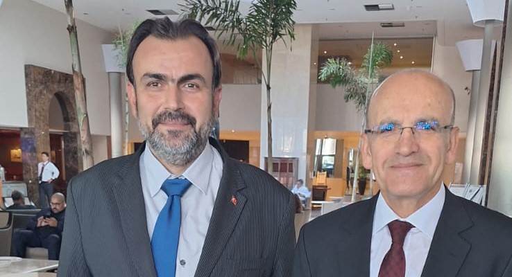 MÜSİAD BREZİLYA ŞUBE BAŞKANI UMUT EKER, MEHMET ŞİMŞEK İLE RİO DE JANEİRO'DA BİR ARAYA GELDİ