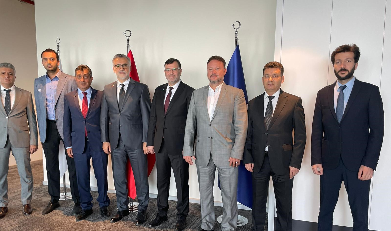 FİNANSAL HİZMETLER, DANIŞMANLIK VE EĞİTİM SEKTÖR KURULU'NDAN SEDDK ZİYARETİ
