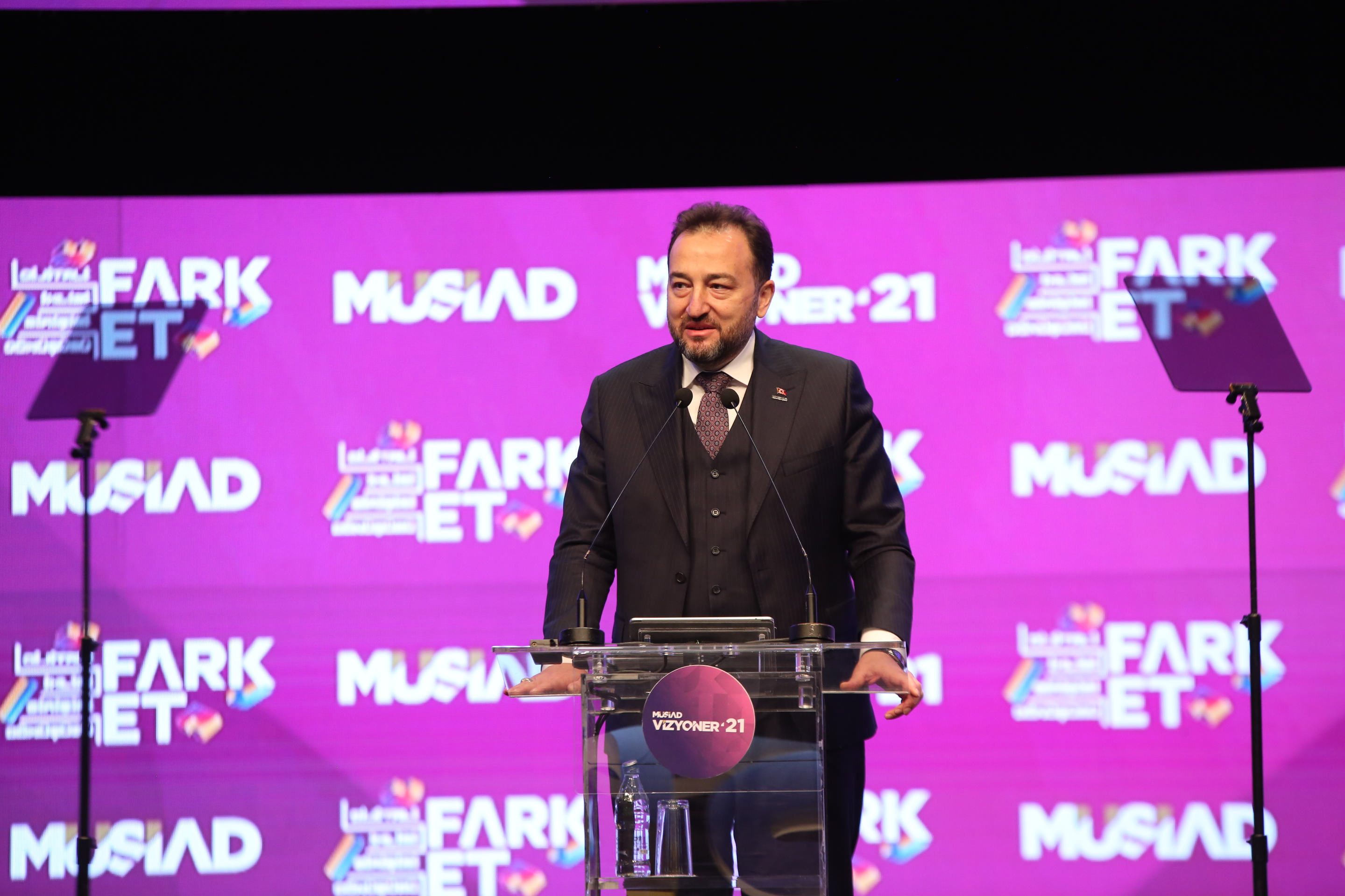 MÜSİAD VİZYONER'21 HALİÇ KONGRE MERKEZİ'NDE GERÇEKLEŞTİRİLDİ